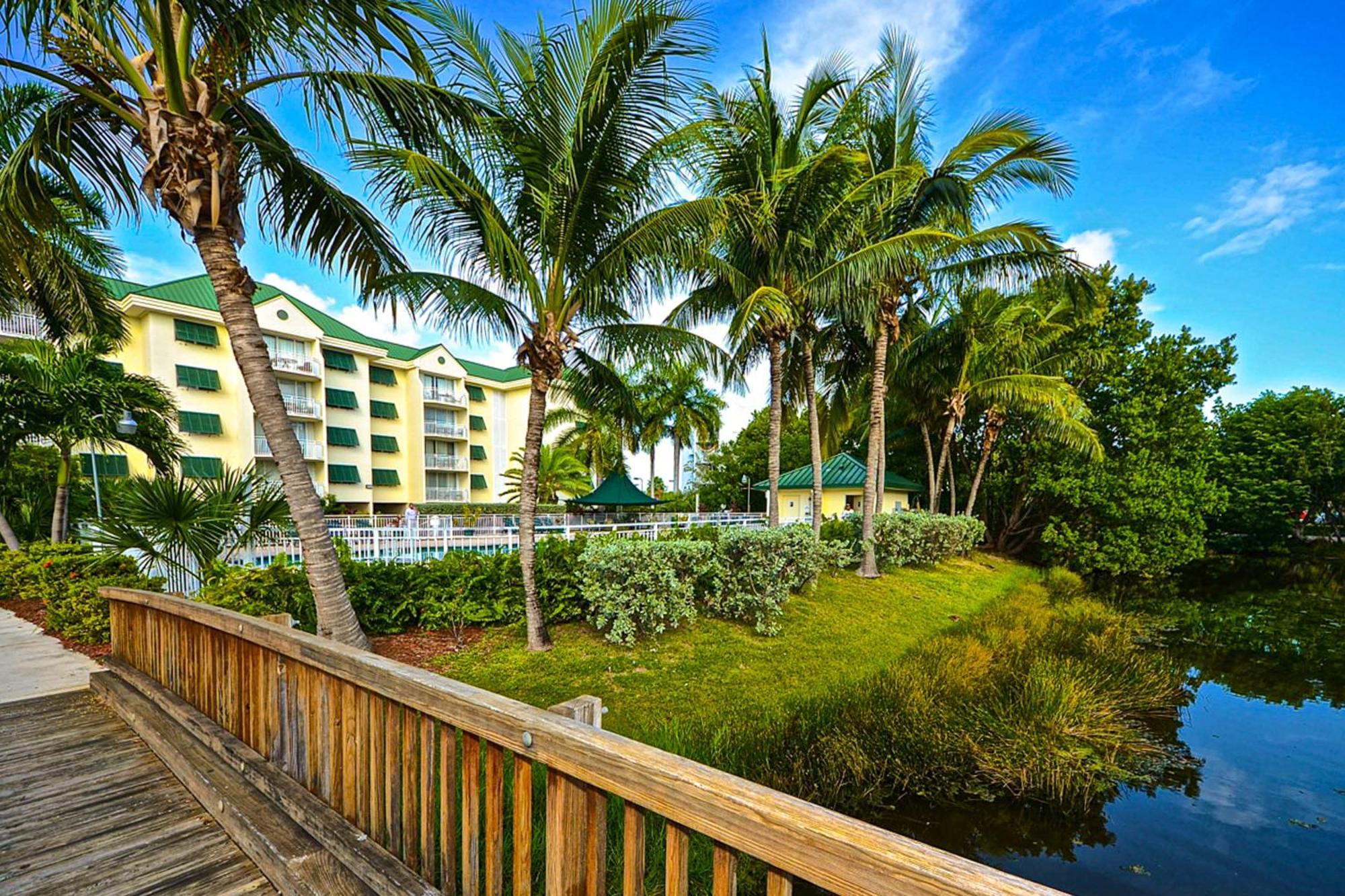 Sunrise Suites Big Kahuna Suite #202 Кей Уест Стая снимка